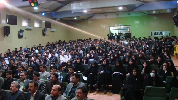 مراسم استقبال از دانشجویان ورودی جدید  دانشگاه فرهنگیان خراسان شمالی با حضور دکتر تاجیک اسماعیلی 9