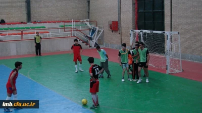 مسابقات فوتسال ویژه هفته معلم
