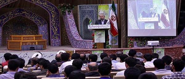 دکتر فانی، در اختتامیه بیست و چهارمین جشنواره قرآن وعترت دانشجو معلمان دانشگاه فرهنگیان در کرمان:
دانشگاه فرهنگیان، مجموعه ای استراتژیک برای آینده ی کشور 3