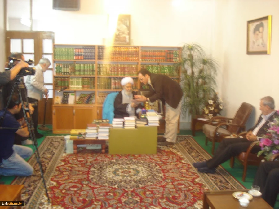 حضور دکتر مهر محمدی ریاست دانشگاه فرهنگیان در خراسان شمالی 
و دیدار با حضرت آیت الله مهمان نواز نماینده مردم خراسان شمالی در مجلس خبرگان رهبری 4