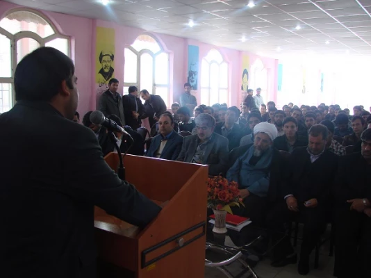 مراسم باشکوه روز دانشجو  در پردیس امام محمدباقر(ع) بجنورد برگزار گردید. 2