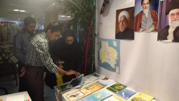 حضور دانشجویان پردیس امام محمدباقر(ع) در همایش رویش  2