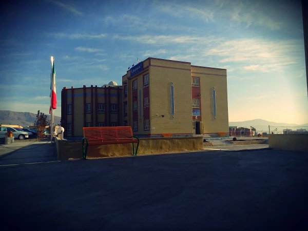 پردیس امام محمدباقر(ع)1 2