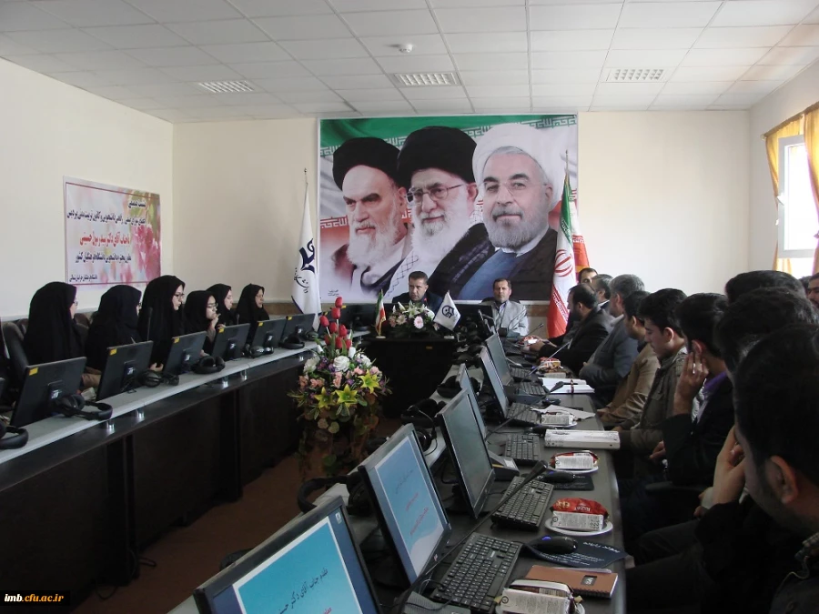 نشست صمیمی دکتر حسینی با تشکل های دانشجویی و شورای صنفی رفاهی دانشگاه فرهنگیان خراسان شمالی 2