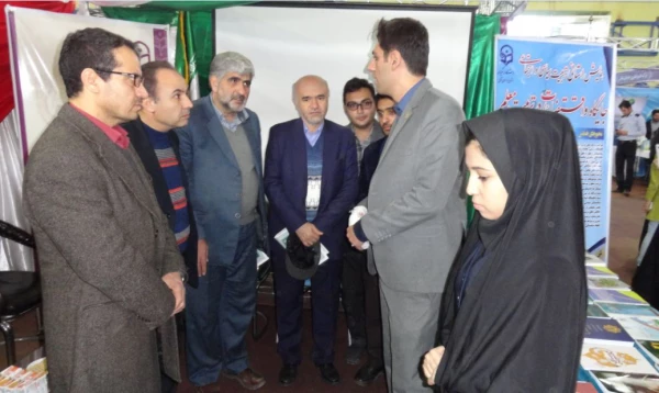 بازدید مدیر کل آموزش و پرورش خراسان شمالی از غرفه دانشگاه فرهنگیان  3