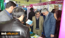 بازدید نماینده مجلس شورای اسلامی از غرفه دانشگاه فرهنگیان  3