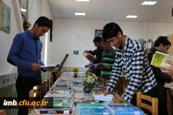 نمایشگاه تازه های کتاب 4