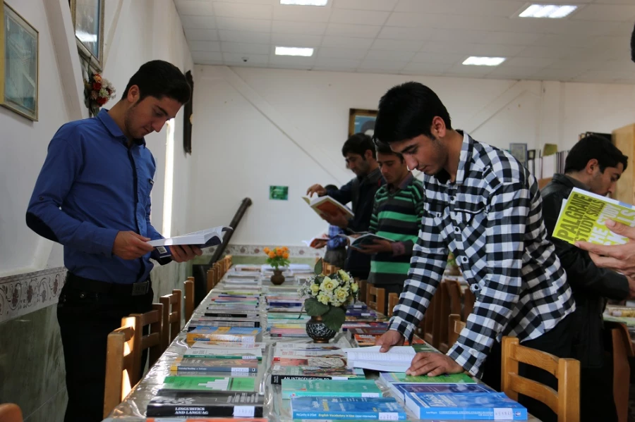 نمایشگاه تازه های کتاب 4