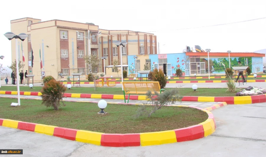 محوطه ی اقامتی دانشجویان