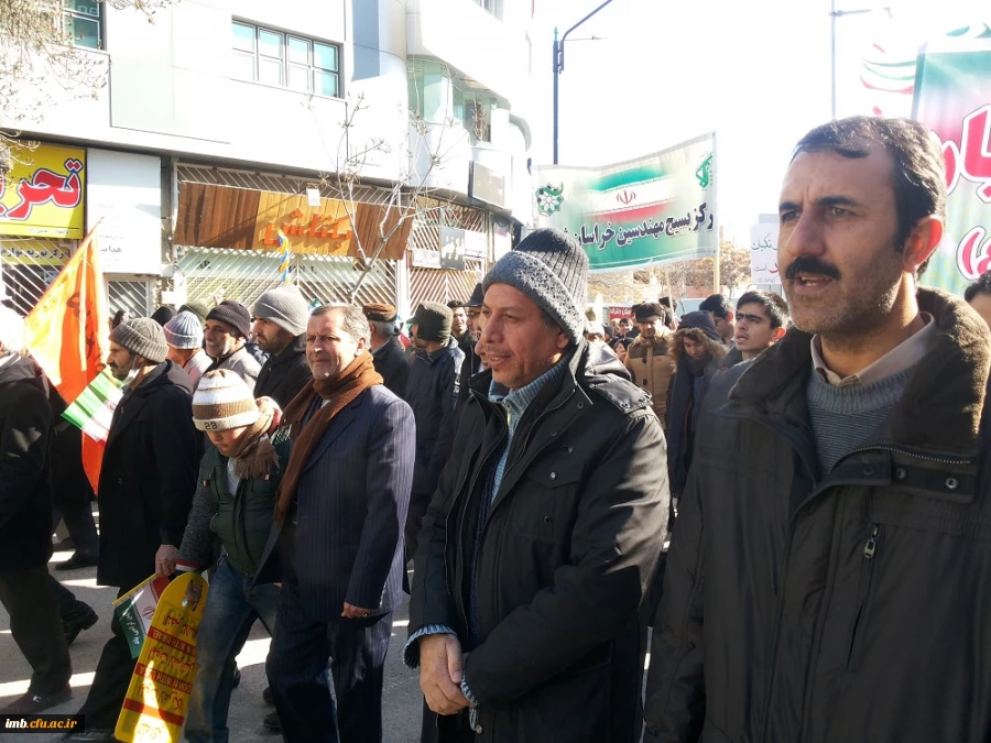 حضور پرشور کارکنان، دانشجویان و اساتید دانشگاه فرهنگیان خراسان شمالی در راهپیمایی 22 بهمن  17