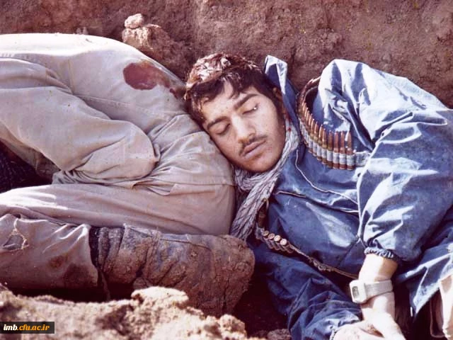 اولین جلسه گردهمایی و هم اندیشی دانشجومعلمان شاهد و ایثارگر دانشگاه فرهنگیان خراسان شمالی 4