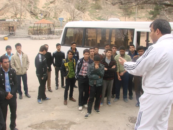 دومین اردوی تفریحی دانشجومعلمان پردیس درپارک  باباامان بجنورد 3