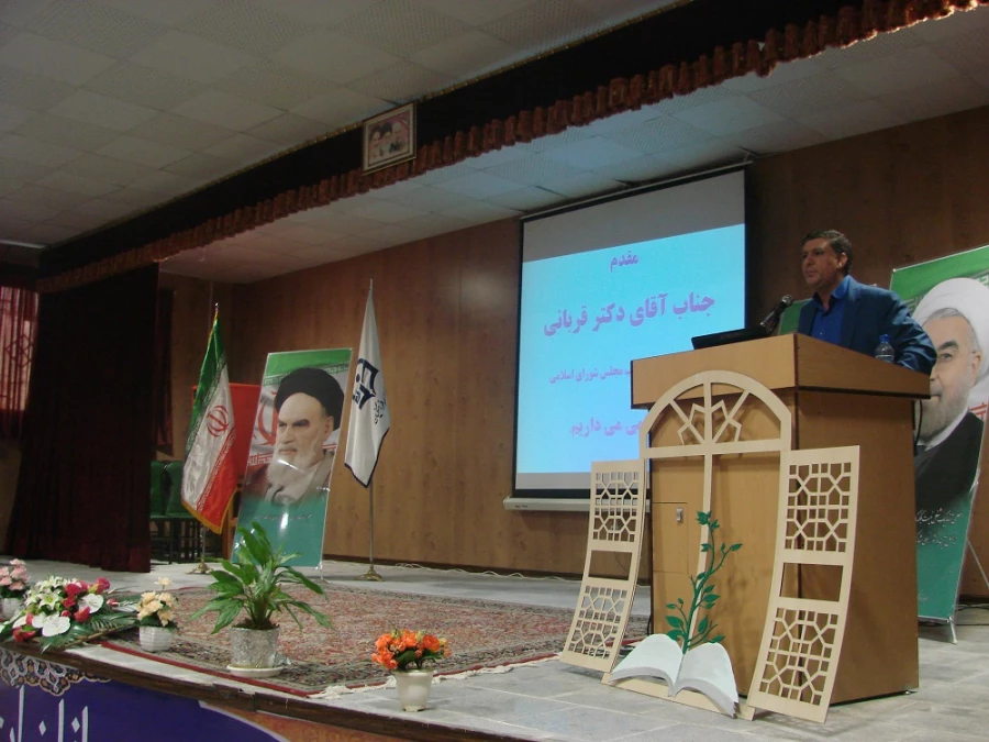 دومین گردهمایی کارورزی اساتید، مدیران مدارس و معلمان راهنما در پردیس امام محمدباقر(ع) برگزارشد. 2