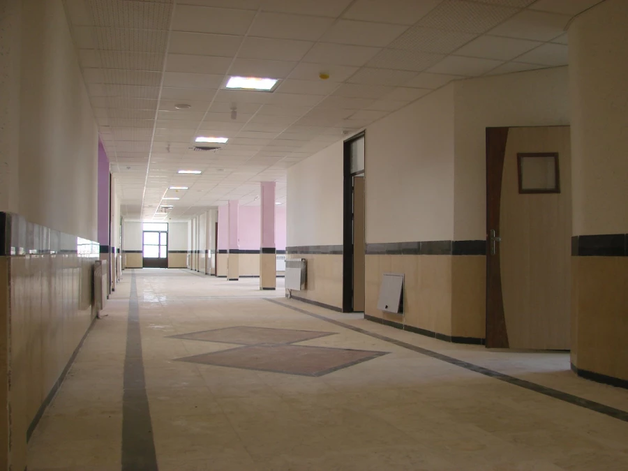 ساختمان آموزشی  8