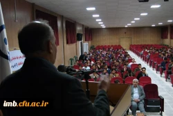 جلسه پرسش و پاسخ مسئولان گزینش، حراست و تخلفات داری اداره کل آموزش و پرورش استان با دانشجویان پردیس امام محمد باقر(ع) برگزار شد 2