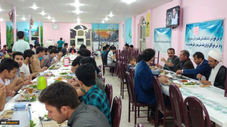 حضور سرپرست دانشگاه فرهنگیان استان در ضیافت افطاری دانشجومعلمان پردیس امام محمدباقر(ع) 2