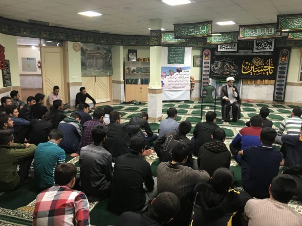 مراسم عزاداری سید و سالار شهیدان در خوابگاه دانشجویان پردیس برگزار شد 2