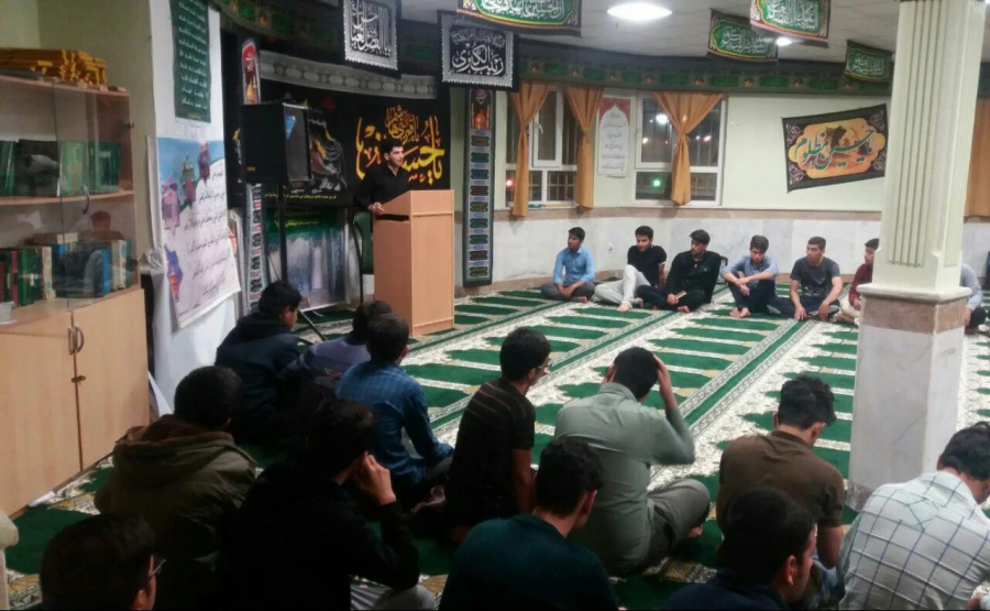 دورهمی ادبی دانشجومعلمان پردیس امام محمد باقر(ع) برگزار شد 2