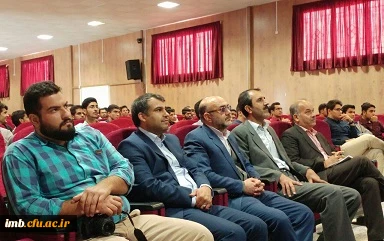 کارگاه آسیب های اجتماعی با حضور دانشجویان، اساتید و همکاران پردیس امام محمد باقر(ع) برگزار شد