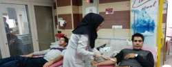 دانشجومعلمان و کارکنان دانشگاه فرهنگیان خراسان شمالی جهت اهداء خون به زلزله زدگان کرمانشاه اقدام کردند. 5