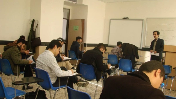 برگزاری مسابقه کتابخوانی از کتاب تفسیرسوره حجرات  2