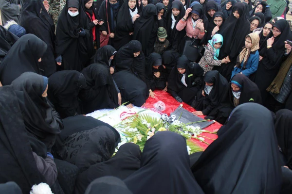 تدفین 2 شهید گمنام در دانشگاه فرهنگیان خراسان شمالی 4