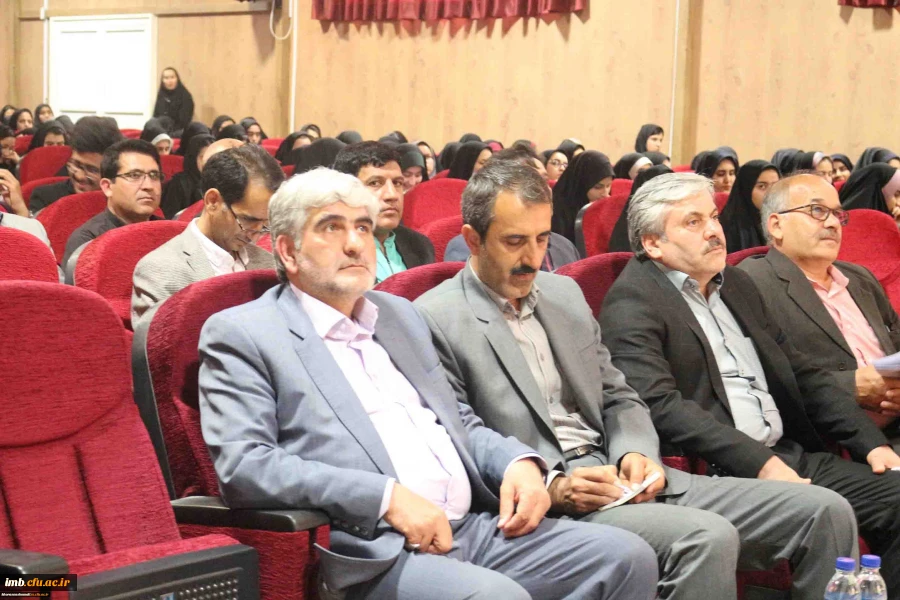 مراسم گرامیداشت روز معلم و تجلیل از مقام استاد در دانشگاه فرهنگیان خراسان شمالی با حضور آقای دکتر صفرزاده معاونت فرهنگی واجتماعی دانشگاه فرهنگیان کشور برگزار شد 5