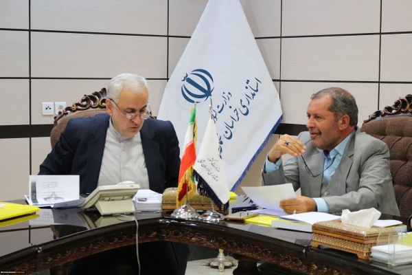 اولین جلسه هیات امنای دانشگاه فرهنگیان خراسان شمالی با حضور استاندار برگزار شد. 2