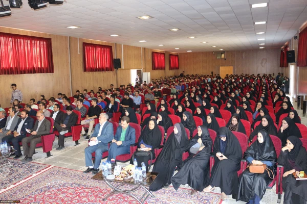 مراسم استقبال از نو دانشجو معلمان دانشگاه فرهنگیان خراسان شمالی  در سالن همایش دانشگاه برگزار شد 6