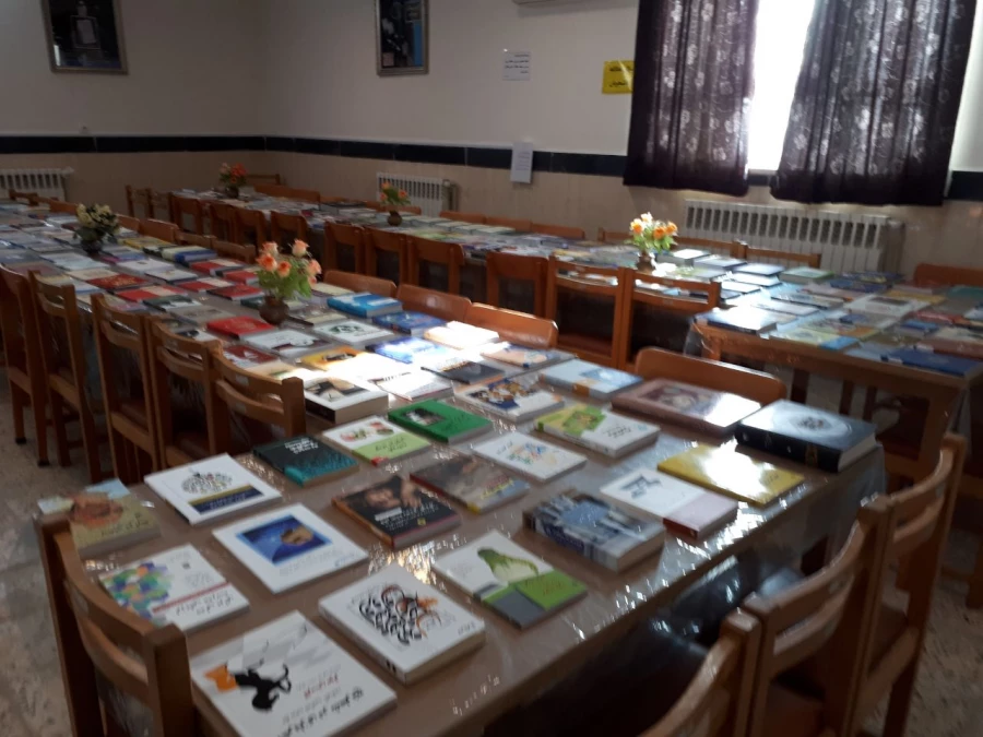 نمایشگاه تازه های کتاب پردیس امام محمد باقر(ع) 2