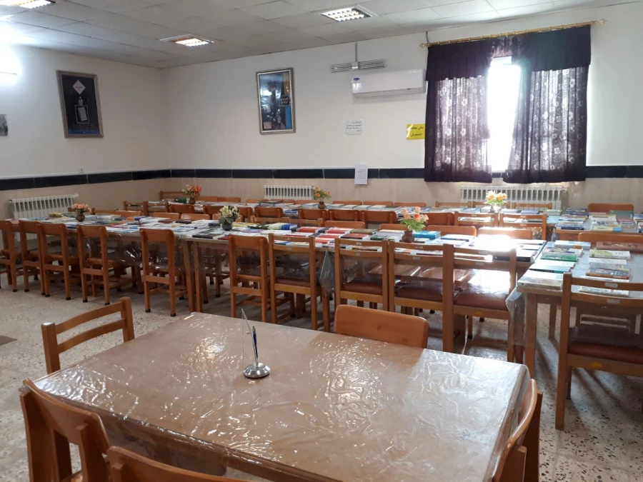 نمایشگاه تازه های کتاب پردیس امام محمد باقر(ع) 2