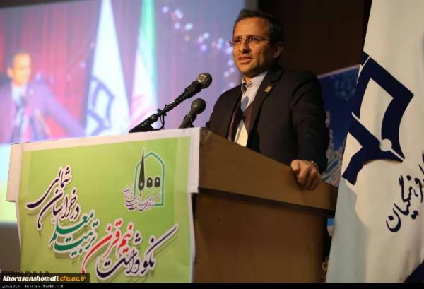 دکتر طاهری نیا معاون پژوهش و فناوری دانشگاه فرهنگیان کشور در مراسم نکوداشت یکصدمین سال تاسیس تربیت در خراسان شمالی گفت: 
پژوهش کردن برای پژوهش خطا است، پژوهش برای حل مسئله درست است. 2