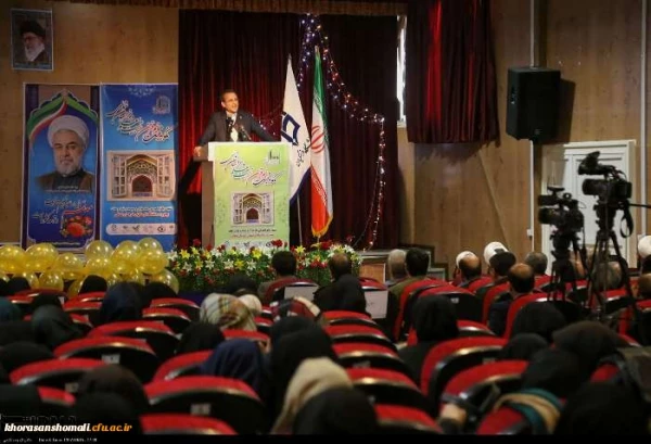 دکتر طاهری نیا معاون پژوهش و فناوری دانشگاه فرهنگیان کشور در مراسم نکوداشت یکصدمین سال تاسیس تربیت در خراسان شمالی گفت: 
پژوهش کردن برای پژوهش خطا است، پژوهش برای حل مسئله درست است. 2