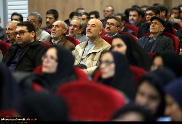 دکتر طاهری نیا معاون پژوهش و فناوری دانشگاه فرهنگیان کشور در مراسم نکوداشت یکصدمین سال تاسیس تربیت در خراسان شمالی گفت: 
پژوهش کردن برای پژوهش خطا است، پژوهش برای حل مسئله درست است. 2