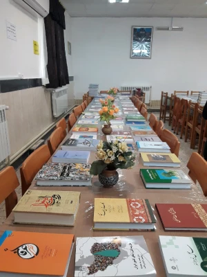 نمایشگاه تازه های کتاب 4