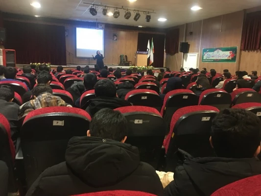 کارگاه قصه گویی در پردیس امام محمد باقر(ع) برگزار شد 2