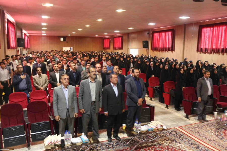 مراسم جشن هفته بزرگداشت مقام معلم و گرامیداشت استاد شهید مرتضی مطهری دانشگاه فرهنگیان خراسان شمالی با هدف کمک مالی به سیل زدگان استان های گلستان، فارس، لرستان، خوزستان و ... برگزار شد. 4