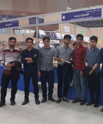 بازدید دانشجویان از نمایشگاه کتاب  3