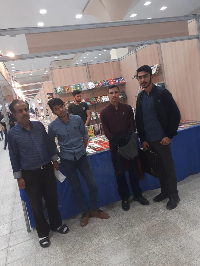 بازدید دانشجویان از نمایشگاه کتاب  4