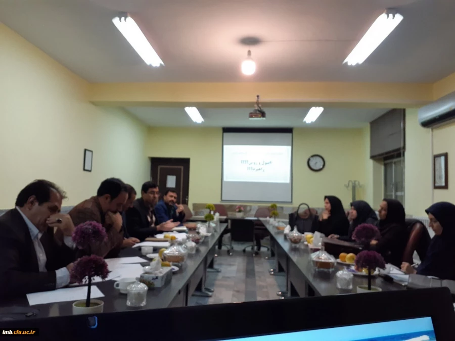 برگزاری کارگاه هم اندیشی و توانمندسازی اساتید روش تدریس  4