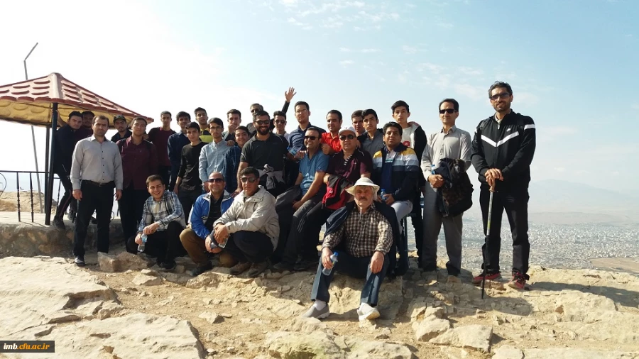 کوهپیمایی دانشجو معلمان و کارکنان دانشگاه فرهنگیان خراسان شمالی به مناسبت هفته تربیت بدنی 2