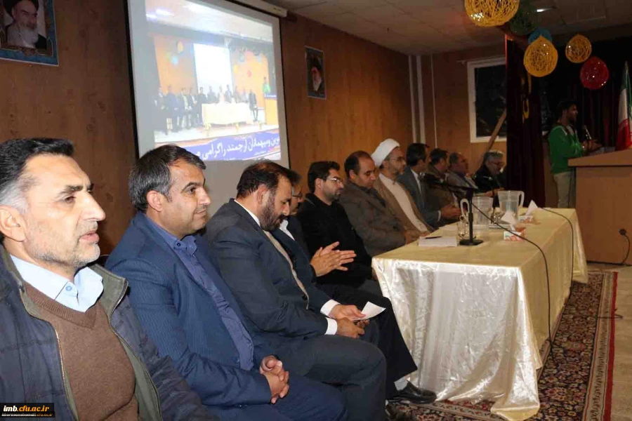 درخواست های صریح دانشجو معلمان پردیس های خراسان شمالی در نشست پرسش و پاسخ دانشجویی به مناسبت 16 آذر (روز دانشجو) 2