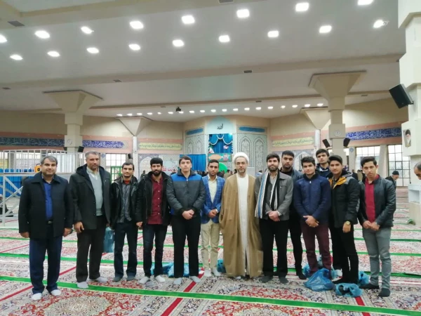 حضور دانشجو معلمان پردیس امام محمد باقر(ع) در نماز جمعه  2