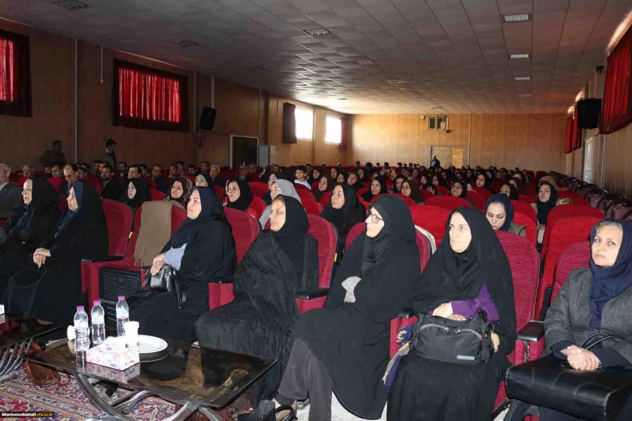 برگزاری گردهمایی مدیران و معلمان راهنمای کارورزی 2