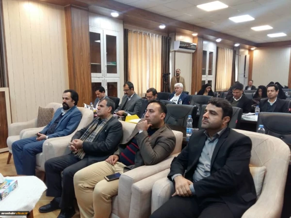 کارگاه چگونگی تدوین کرسی های نظریه پردازی،نقد و مناظره با شرکت اعضاء هیأت علمی دانشگاه فرهنگیان خراسان شمالی 2